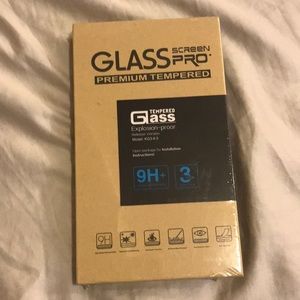 3 sets Glass screen protectors iPhone 11 Pro Max